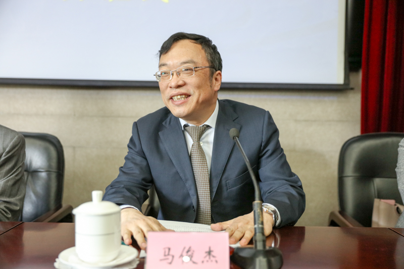 马俊杰代表学院对香港同仁的到来表示热烈欢迎。他指出，学院对此次培训非常重视，就教学计划和学员在院期间的生活做了精心安排。他希望大家在培训期间克服气候、饮食、生活和语言等方面的困难，努力做到三个“好”，即学习好、交流好和生活好，并祝愿大家学有所获、生活愉快。
