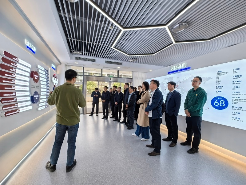 第73期高校中青班圆满完成京外调研活动