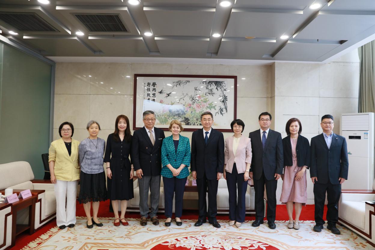 联合国教科文组织前总干事伊琳娜·博科娃来院访问交流并出席全球教育领导力学院高端对话活动